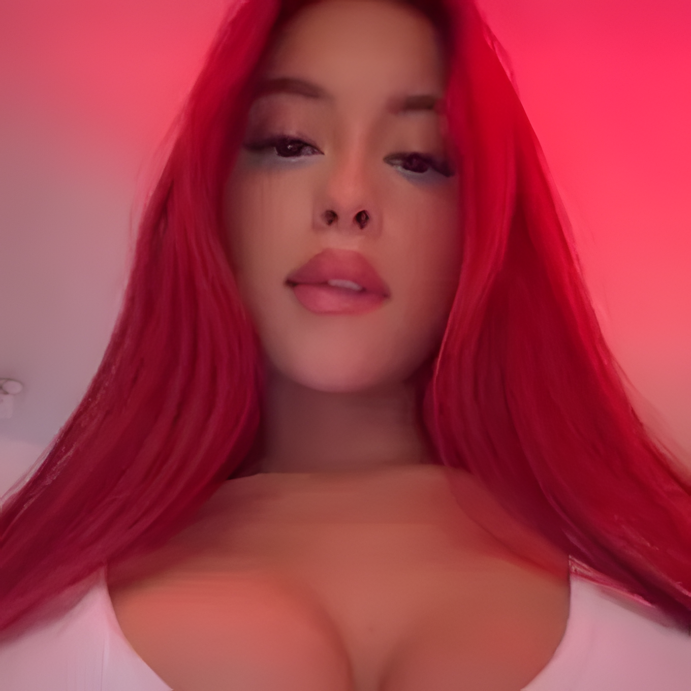 Lena Skye 💋 profile