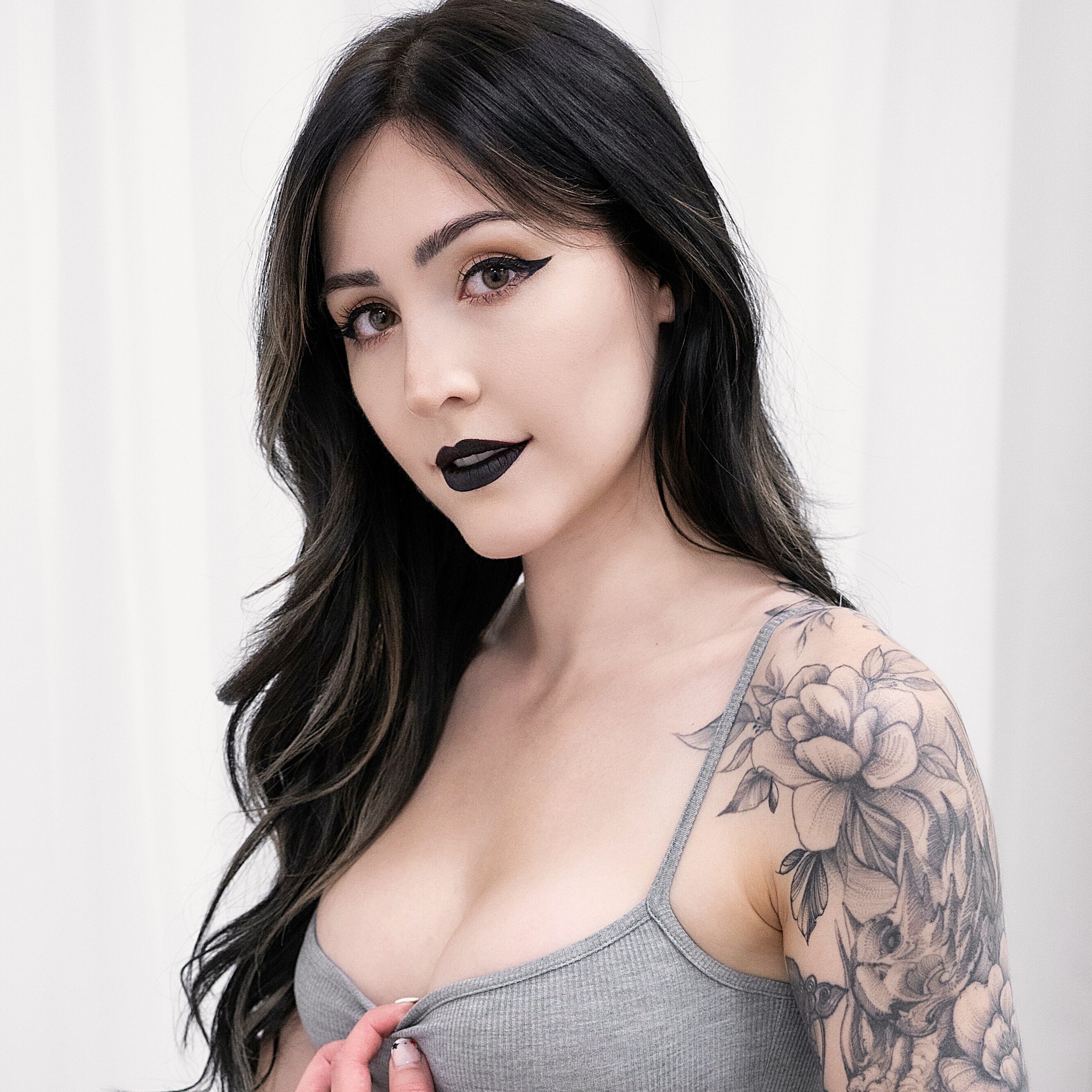 Luxlo profile