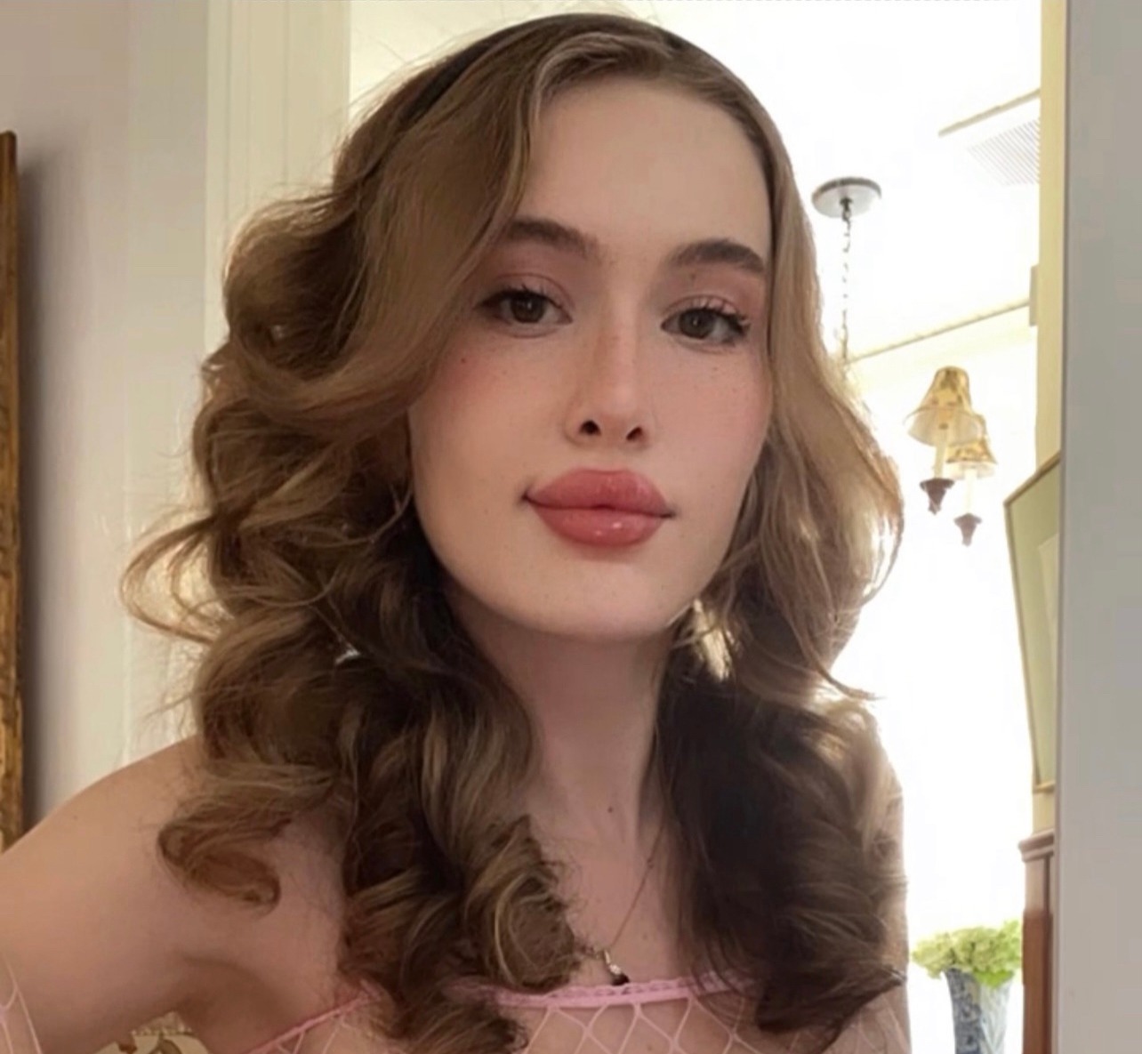 Rosealine profile