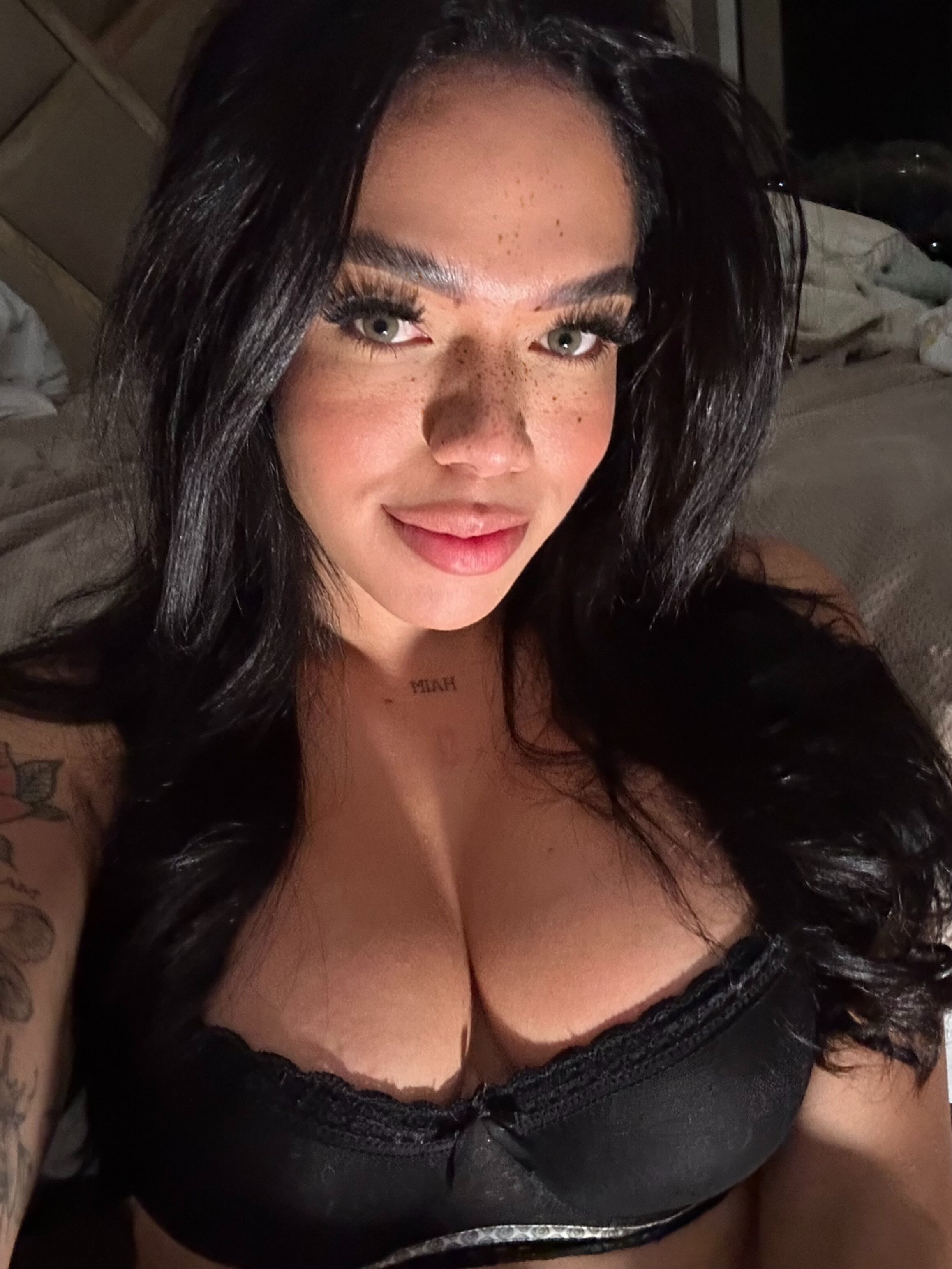 Miah Catalina profile