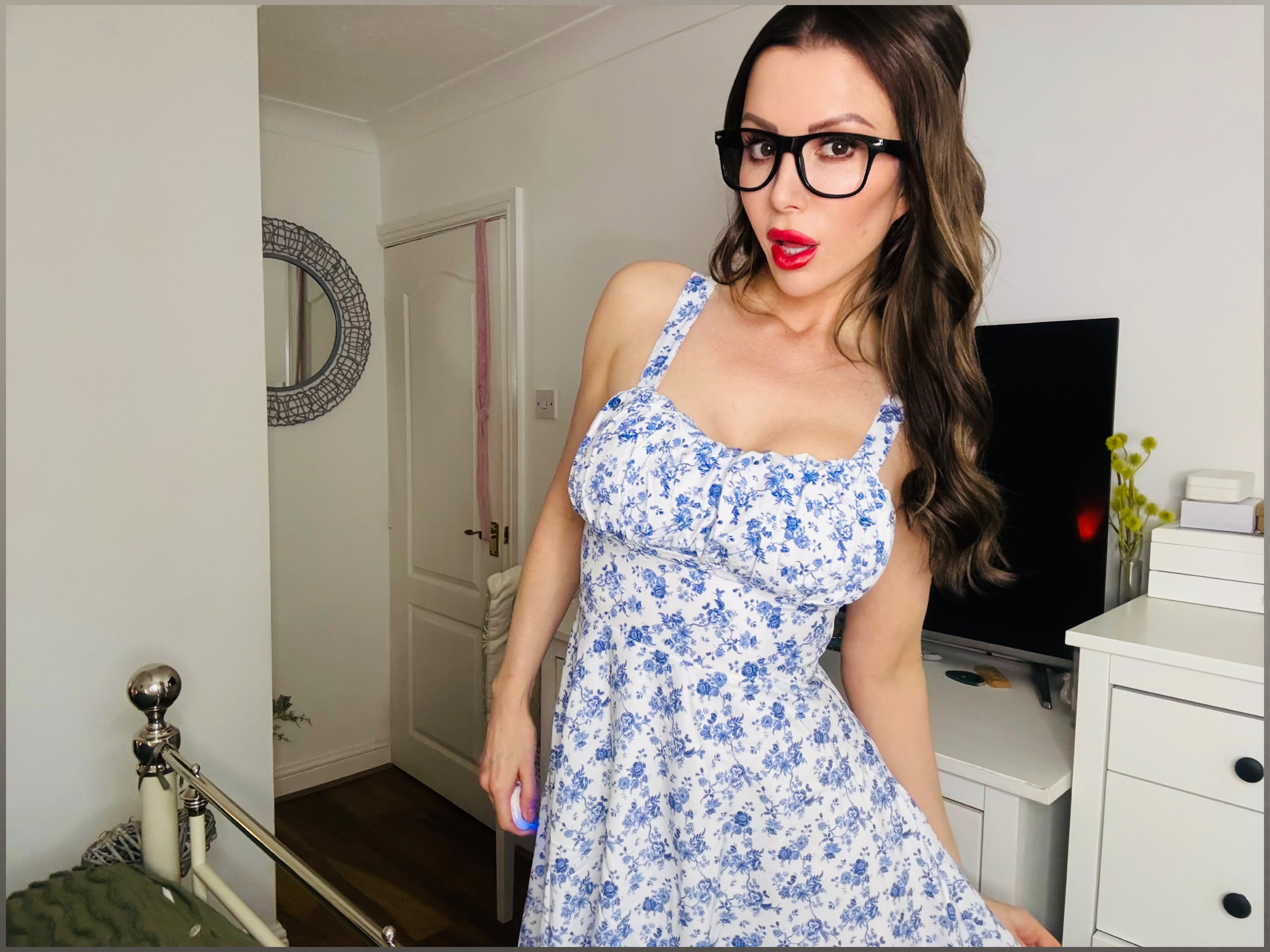 Lucy Alexandra  🇬🇧 profile